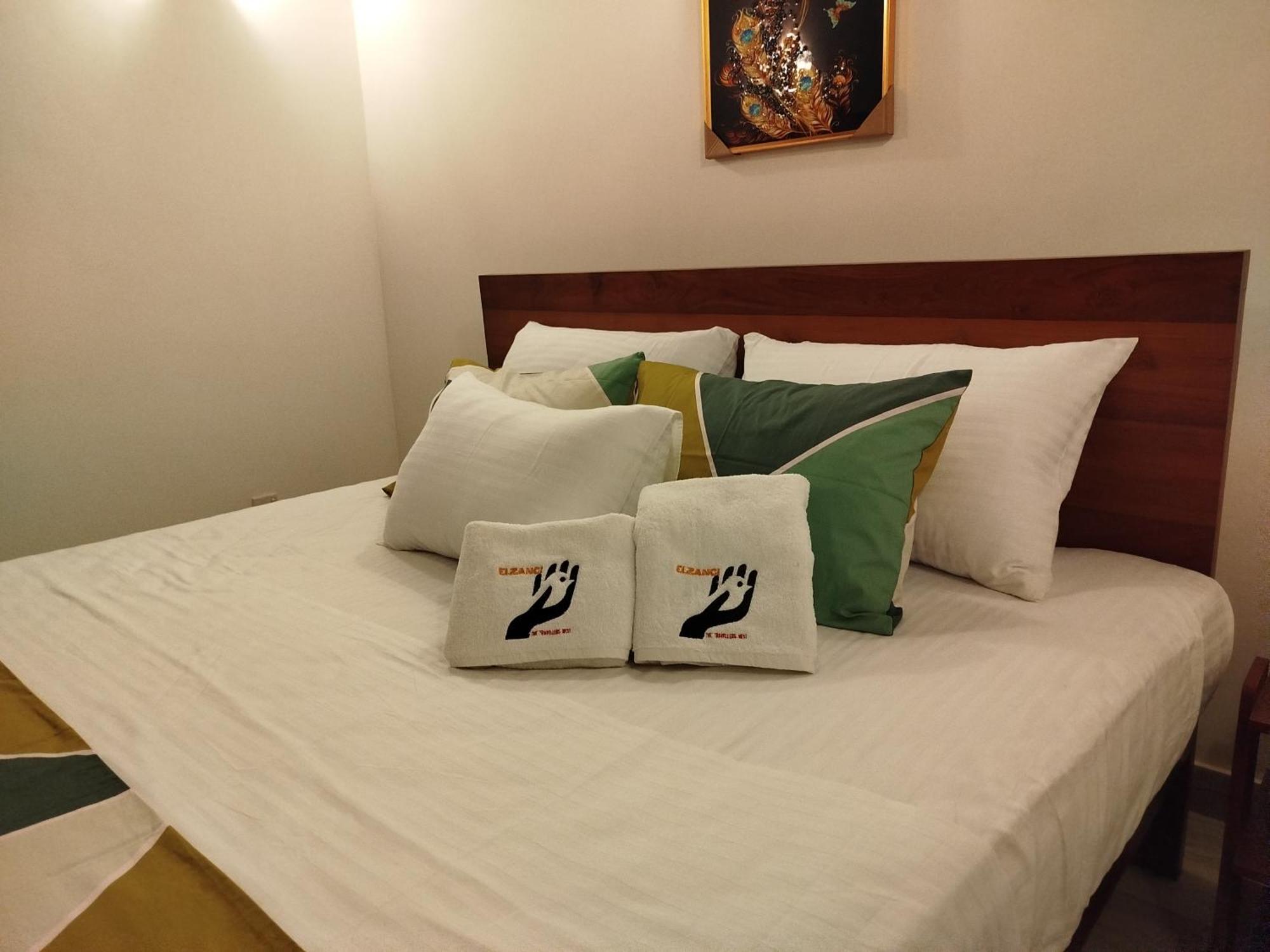 Elzangi Hotel Негомбо Екстериор снимка